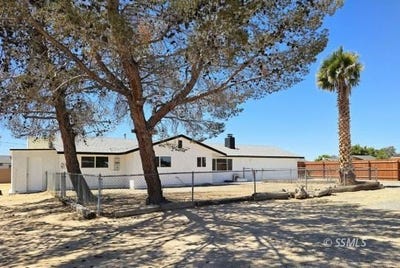 /international/us/420-n-yorktown-st-ridgecrest-ca-110108424272/