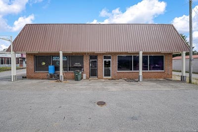 /international/us/28-30-mayberry-street-sparta-tn-110103298479/