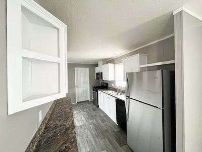 /international/us/46000-geddes-road-canton-mi-110120455136/