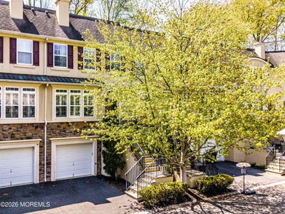 /international/us/56-w-aspen-way-matawan-nj-110107732838/