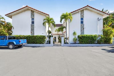 /international/us/3221-ne-15th-street-pompano-beach-fl-110108142564/