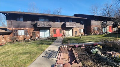 /international/us/16080-maple-heights-boulevard-maple-heights-oh-110107163299/