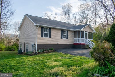 /international/us/13-crestview-drive-front-royal-va-110107384598/