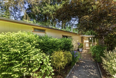 /international/us/507-n-19th-ave-cornelius-or-110107987552/