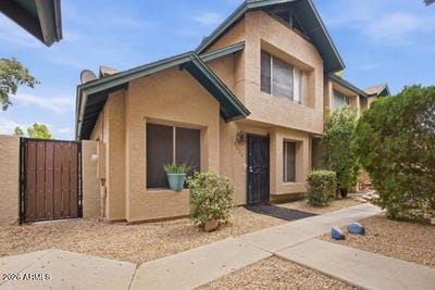 /international/us/8024-n-48th-lane-glendale-az-110120001954/