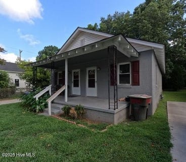 /international/us/1003-vance-street-e-wilson-nc-110101138574/