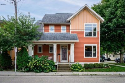 /international/us/1229-st-james-court-madison-wi-110119989764/