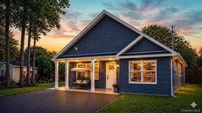 /international/us/153-ridgewood-avenue-middletown-ny-110108020762/