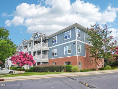 /international/us/1000-broadstone-way-apex-nc-110102144172/