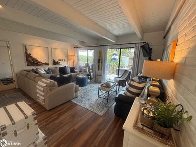 /international/us/2700-north-shore-drive-unit-g27-clear-lake-ia-110106445028/