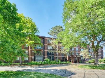 /international/us/334-cherokee-avenue-saint-paul-mn-110101135886/