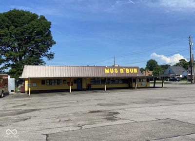 /international/us/5211-w-10th-street-speedway-in-110101214480/?lang=en