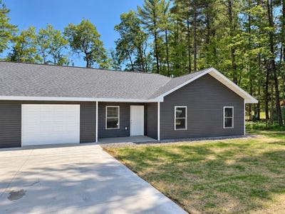 /international/us/1574-farming-rd-n-arbor-vitae-wi-110119322444/