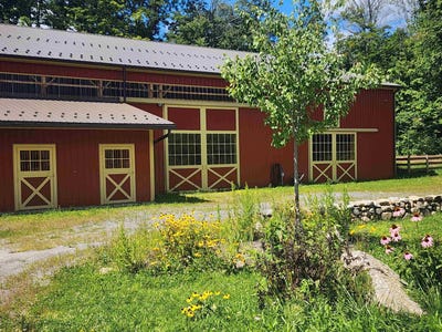 /international/us/484-old-swanzey-road-chesterfield-nh-110103550867/