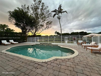 /international/us/1048-se-sunflower-cir-weston-fl-110099266768/?lang=zh-tw