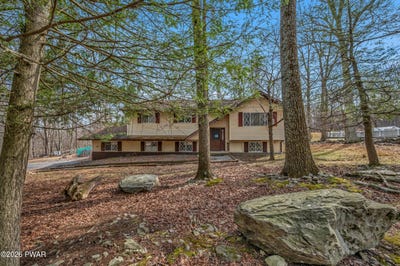 /international/us/218-mohican-road-canadensis-pa-110104517018/