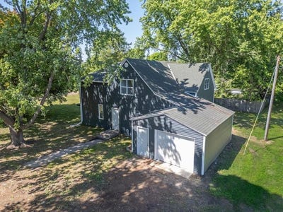 /international/us/2426-205th-avenue-mora-mn-110108664599/