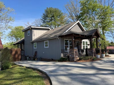 /international/us/610-e-second-street-blue-ridge-ga-110107194932/