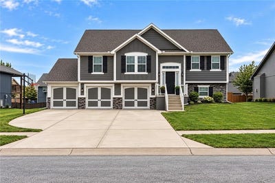 /international/us/902-n-cottonwood-street-kearney-mo-110119985985/