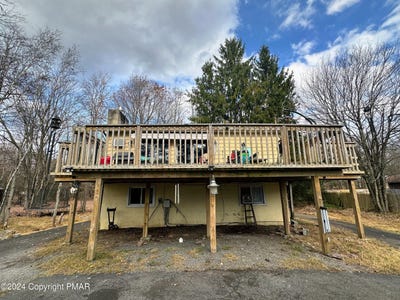 /international/us/147-buck-hill-road-blakeslee-pa-110095544935/