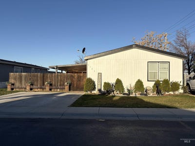 /international/us/2502-powderhorn-dr-caldwell-id-110106526541/
