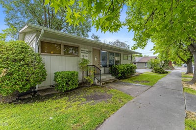 /international/us/515-ne-8th-street-grants-pass-or-110108695989/