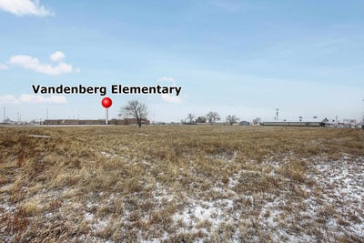 /international/us/550-n-ellsworth-road-box-elder-sd-110105275155/