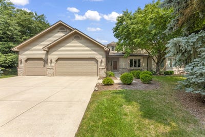 /international/us/n18w28978-golf-ridge-s-pewaukee-wi-110101420664/