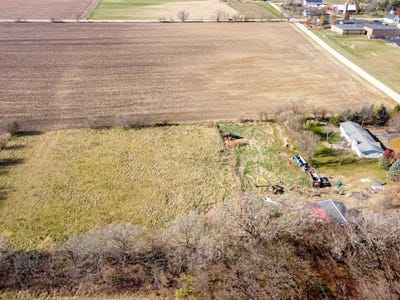 /international/us/22105-anthony-road-marengo-il-110103696412/