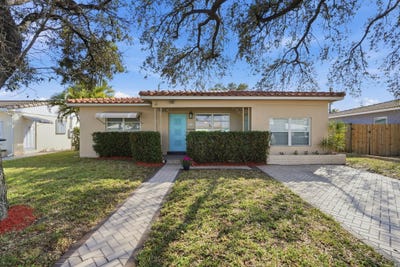 /international/us/218-se-3rd-terrace-dania-beach-fl-110106453036/