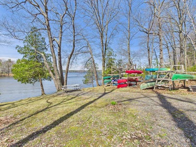 /international/us/990-pond-road-sidney-me-110107908965/