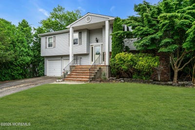 /international/us/52-lorelei-drive-howell-nj-110108912382/