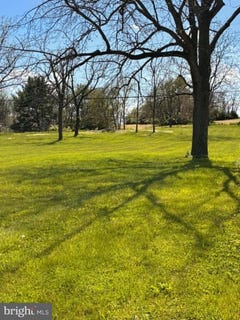 /international/us/15219-fairview-road-clear-spring-md-110107840219/