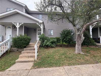 /international/us/1305-e-123rd-terrace-olathe-ks-110102169409/