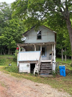 /international/us/6365-county-road-pb-road-ishpeming-mi-110108965301/