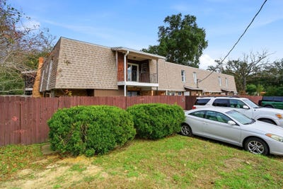 /international/us/8101-tippin-avenue-pensacola-fl-110104913344/