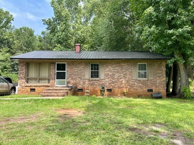 /international/us/310-mills-st-bennettsville-sc-110120016704/