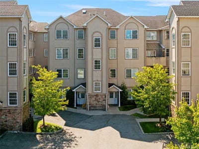 /international/us/1113-parkview-drive-spring-valley-ny-110101426695/