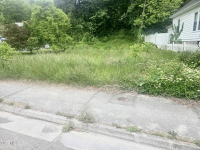 /international/us/212-nw-9th-street-norton-va-110108332654/