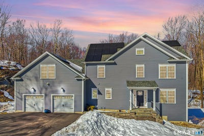 /international/us/156-mikayla-lane-prospect-ct-110106603504/
