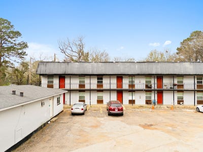 /international/us/429-johnson-street-longview-tx-110108611572/