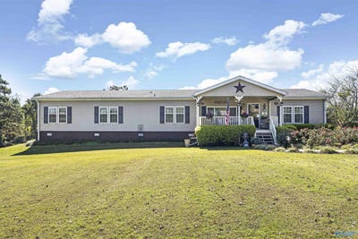 /international/us/1526-county-road-44-section-al-110120622985/