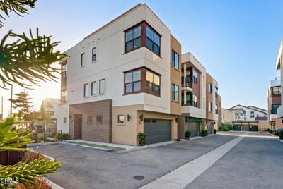 /international/us/1068-canal-street-oxnard-ca-110107794885/