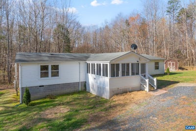 /international/us/11527-s-constitution-rte-scottsville-va-110106754533/