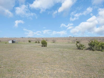 /international/us/2332-county-road-2109-lometa-tx-110098168158/