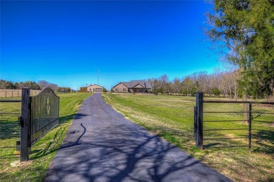 /international/us/950-rs-county-road-1520-point-tx-110098125758/