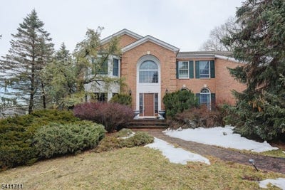 /international/us/18-tree-top-ln-chatham-twp-nj-110106224209/