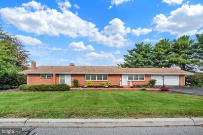 /international/us/41-hillcrest-drive-hanover-pa-110120497651/