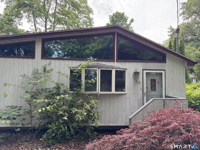 /international/us/28-pleasant-avenue-east-haven-ct-110108444898/