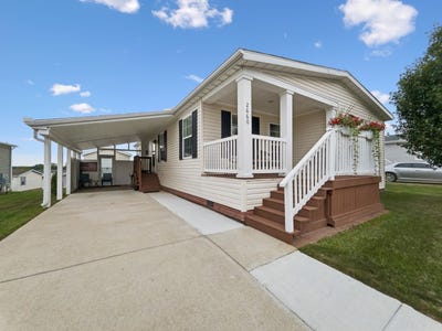 /international/us/2660-pebble-lane-milford-mi-110119595405/